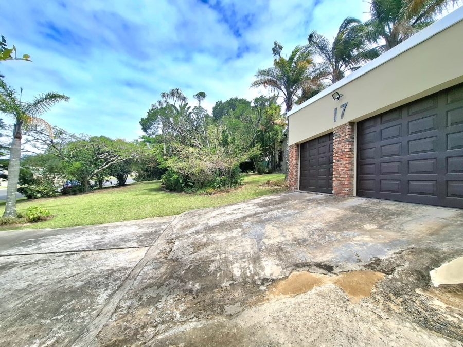 3 Bedroom Property for Sale in Beacon Bay North Eastern Cape